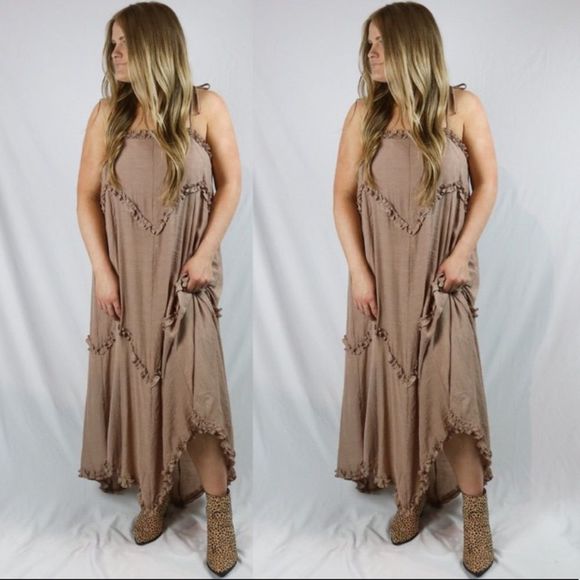 Wishlist tiered ruffle dress w/ adjustable straps - Picture 1 of 3